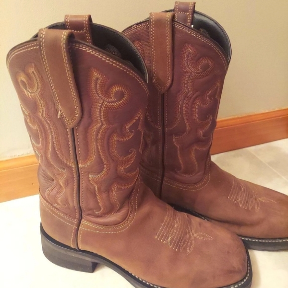 Mens 9D Boots - Picture 3 of 5